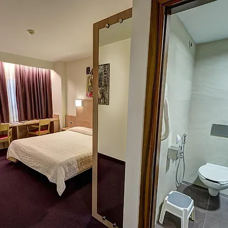 Hotel Capital Rovigo Kamer foto
